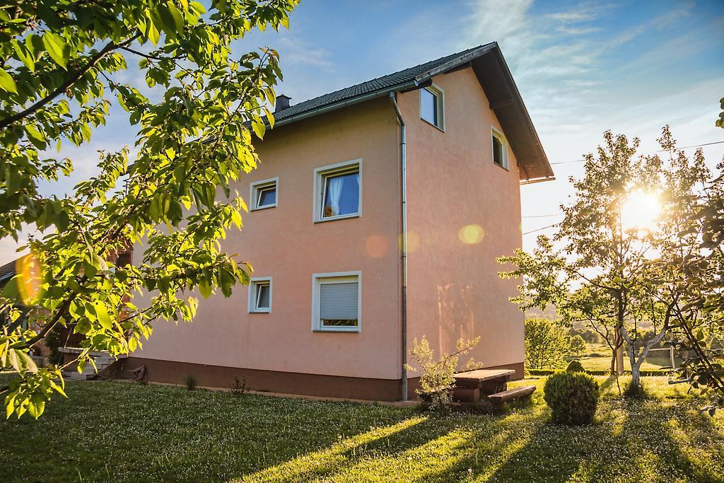 Apartments Nika Slunj Rum bild
